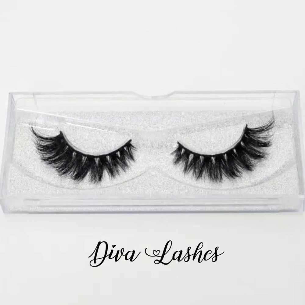 “Diva” Luxury Mink Eyelashes